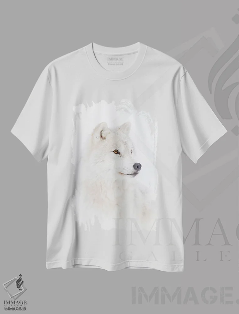 تیشرت سفید طرح دار پرتره گرگ قطبی، مدیوم اثر جیم کامینگ | فروشگاه ایماژ