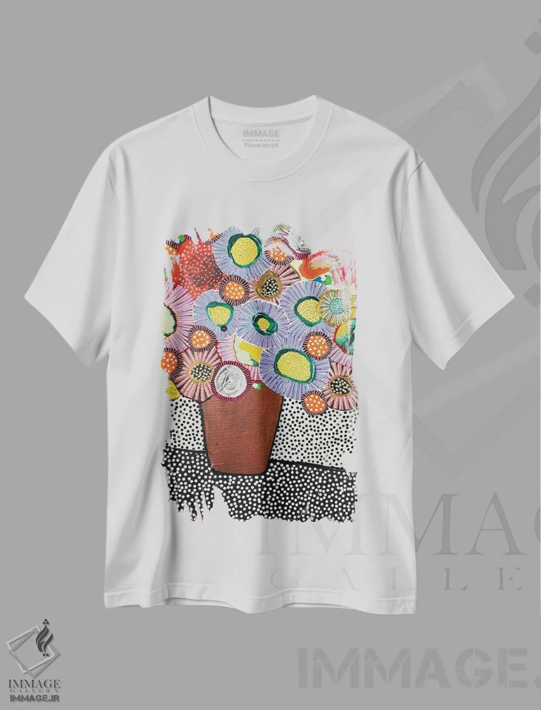 تیشرت سفید طرح دار بنویسش، تزئینی اثر جسیکا وود | immage.ir