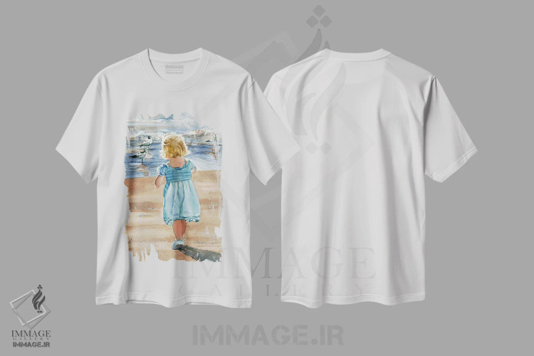 تیشرت سفید طرح دار پیاده روی در شن، دکور ساحلی اثر جودیت استاین | immage.ir