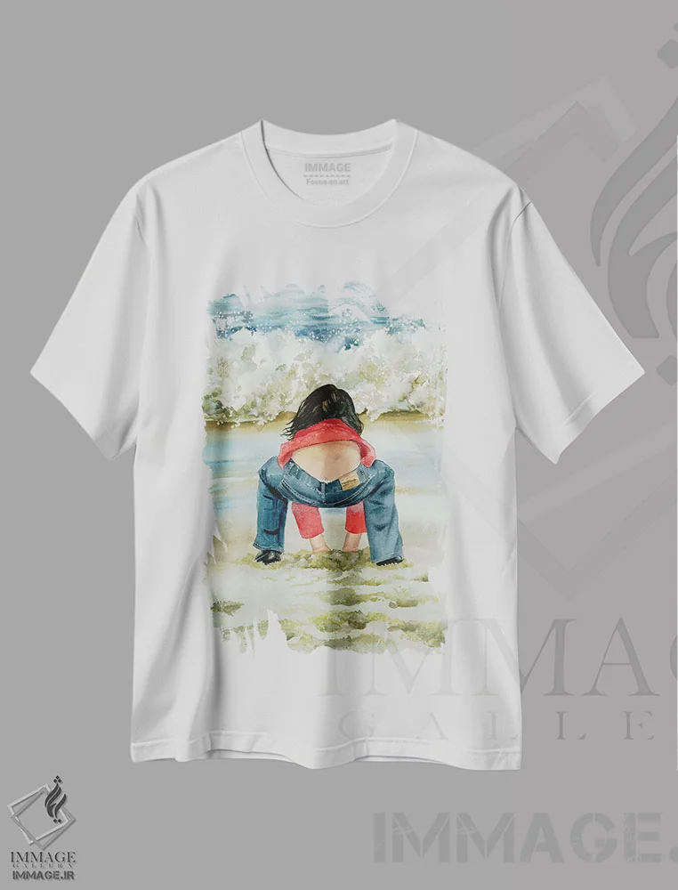 تیشرت سفید طرح دار جعبه شن بازی، دکور معاصر اثر جودیت استاین | immage.ir