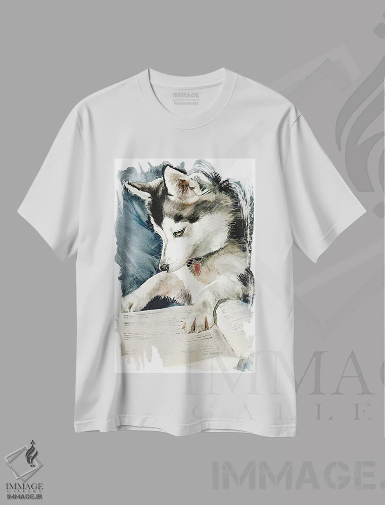 تیشرت سفید طرح دار بعدازظهر سگ ها، هنر فاخر معاصر اثر جودیت استاین | immage.ir