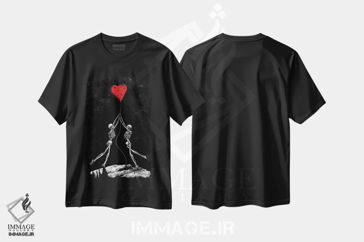 تیشرت مشکی طرح دار قلبی سرشار از عشق، دکوراسیون جایگزین اثر جنید مورتیمر | immage.ir