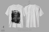 تیشرت سفید طرح دار روح های جاودان، دکوراسیون جایگزین اثر جنید مورتیمر | immage.ir