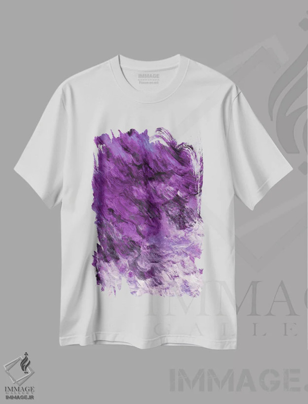 تیشرت سفید طرح دار جزر و مد تیره V بنفش آلو اثر جولیا دی سانو | فروشگاه ایماژ