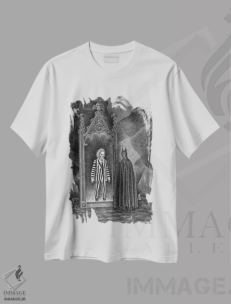 تیشرت سفید طرح دار شبح پشت خفاش، نقاشی و تصویرگری سیاه و سفید اثر جی.ای. لارسون | فروشگاه ایماژ