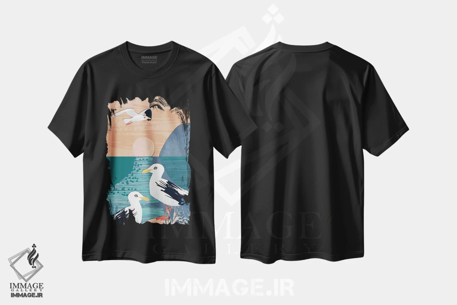 تیشرت مشکی طرح دار کلاژ ساحلی سه، دکور ساحلی اثر جنیفر اللوری | immage.ir