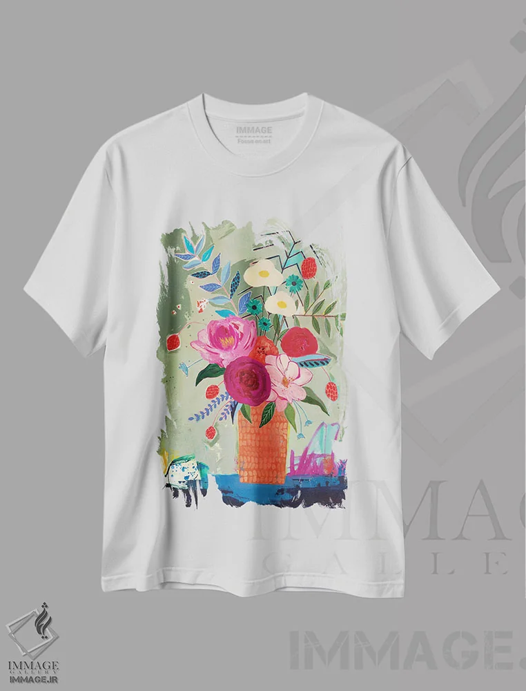تیشرت سفید طرح دار گلدان نارنجی، دکور معاصر اثر جنیفر مک کالی | immage.ir