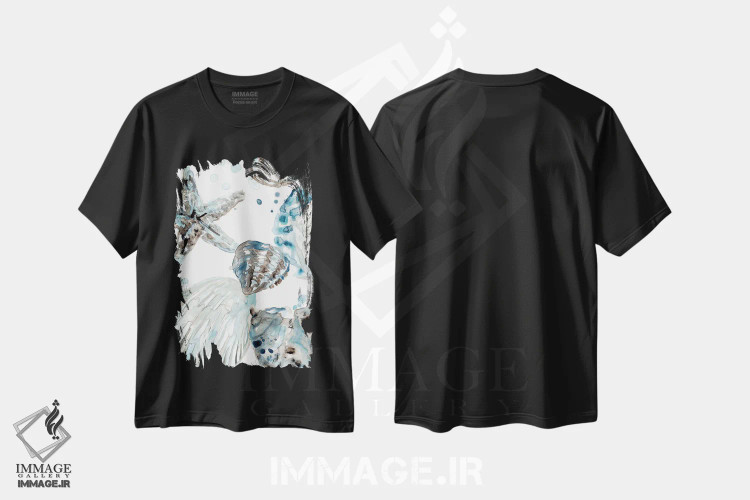 تیشرت مشکی طرح دار صدف های آبی آسمانی ۲، تزئینی اثر جون اریکا وس | فروشگاه ایماژ