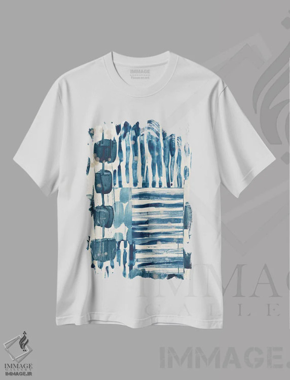 تیشرت سفید طرح دار چهل تکه نیلی ۳ اثر جون اریکا وس | immage.ir