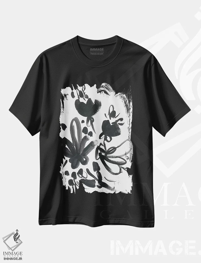 تیشرت مشکی طرح دار شکوفهٔ کامئو دوم، دکور معاصر اثر جون اریکا وس | فروشگاه ایماژ