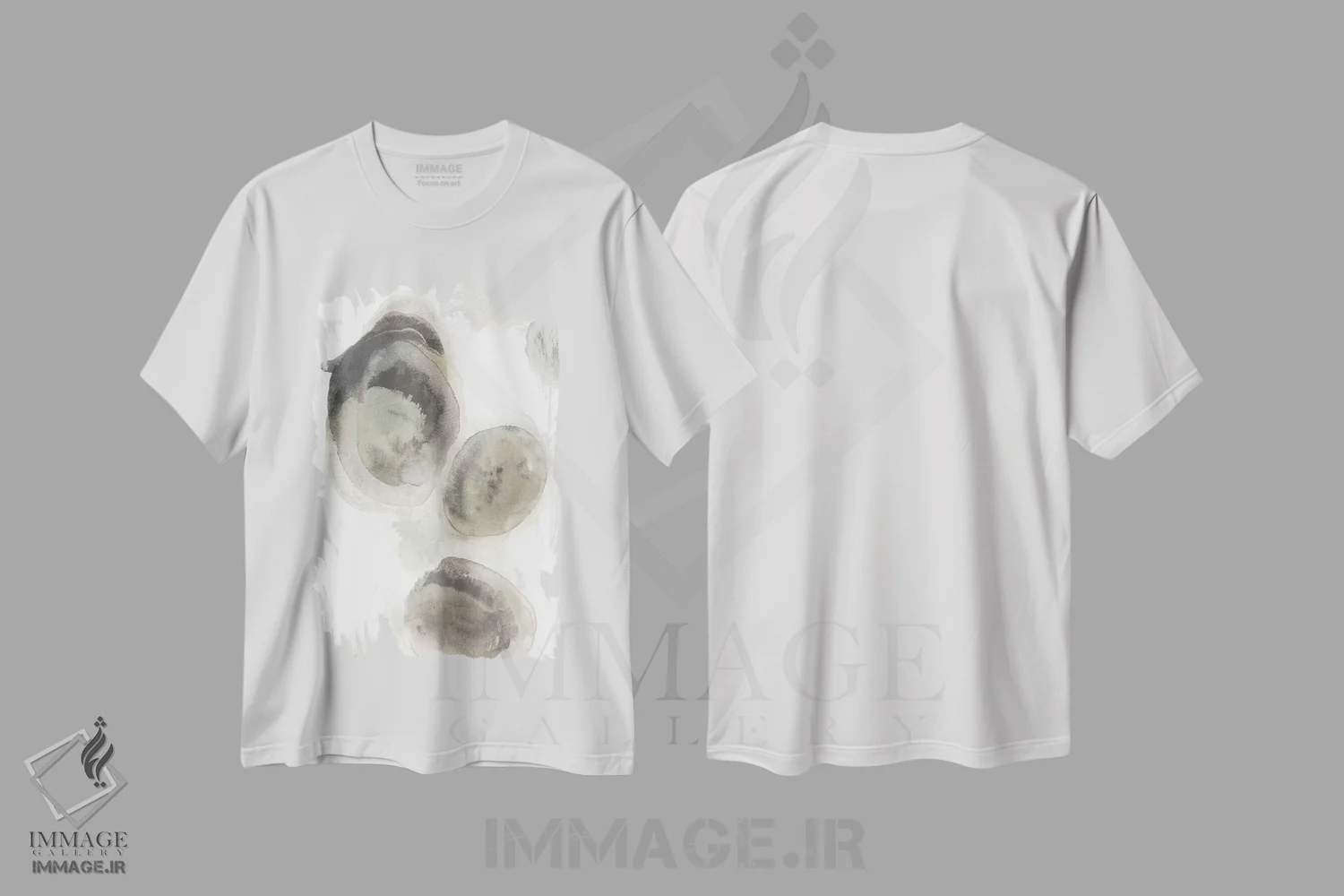 تیشرت سفید طرح دار سنگ های آبی یکم اثر جون اریکا وس | فروشگاه ایماژ