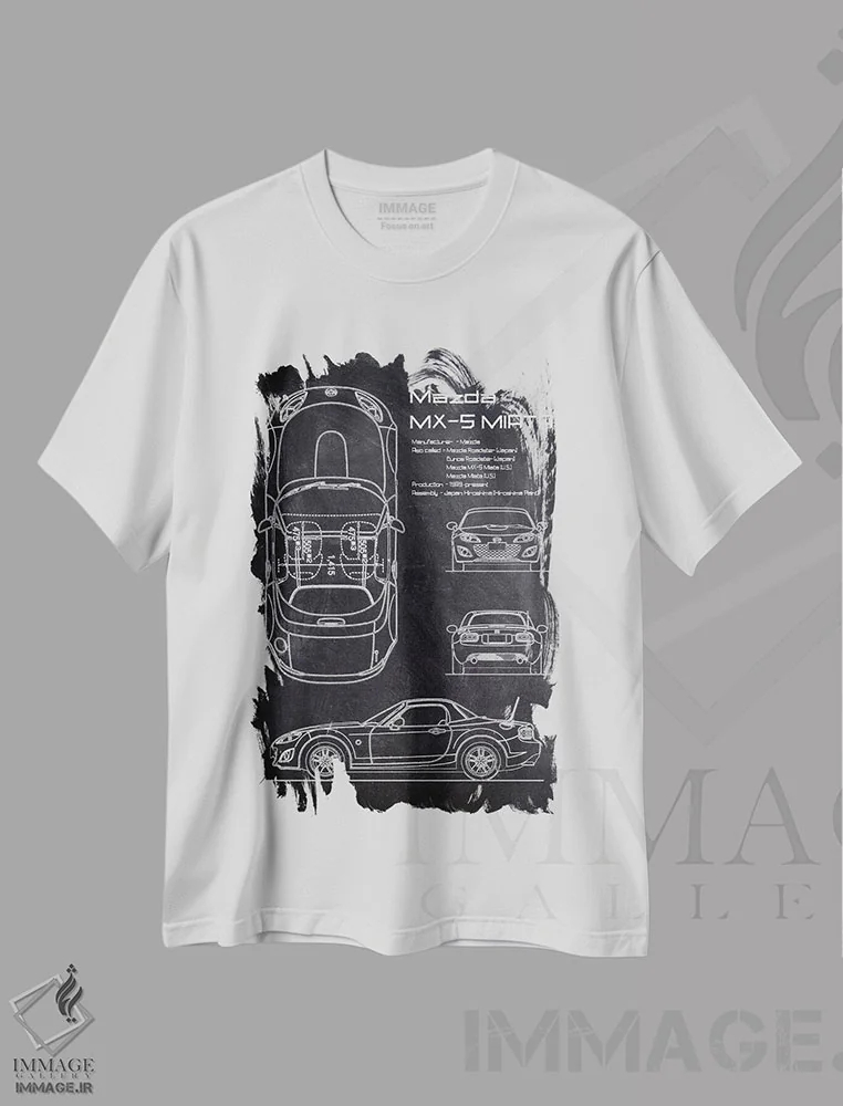 تیشرت سفید طرح دار مزدا ام ایکس-۵ میاتا، هنر تزئینی سیاه و سفید اثر جوزف فرناندو | فروشگاه ایماژ