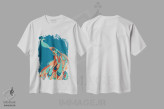 تیشرت سفید طرح دار طاووس، تزئینی اثر جی فلک | فروشگاه ایماژ
