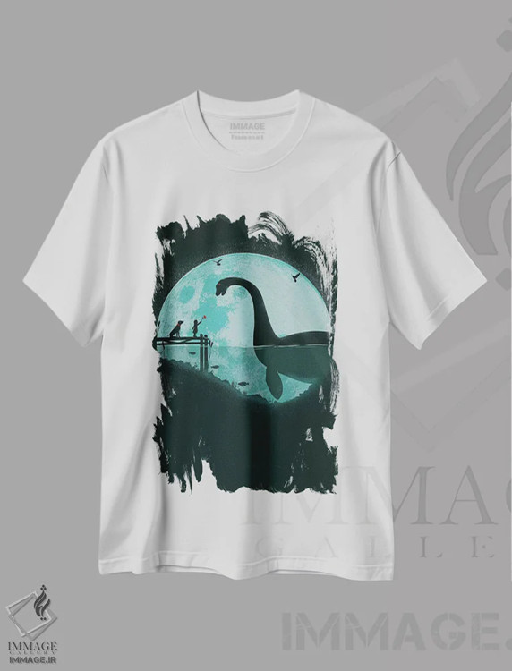 تیشرت سفید طرح دار برخورد زیر مهتاب آبی، هنر دیجیتال اثر جی فلک | فروشگاه ایماژ