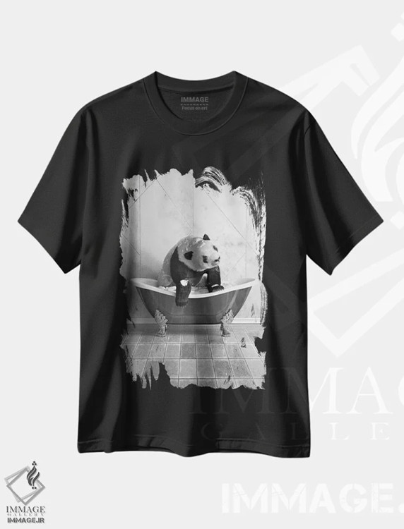 تیشرت مشکی طرح دار پاندا روی توالت، هنر دیجیتال اثر جوفری فیلیپ | immage.ir