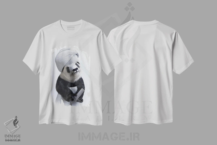تیشرت سفید طرح دار پاندا در وان، حیوانات با حوله حمامی، هنر دیجیتال اثر جوفری فیلیپ | immage.ir