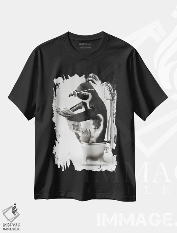 تیشرت مشکی طرح دار پنگوئن در توالت سیاه و سفید، هنر دیجیتال سیاه و سفید اثر جوفری فیلیپ | immage.ir
