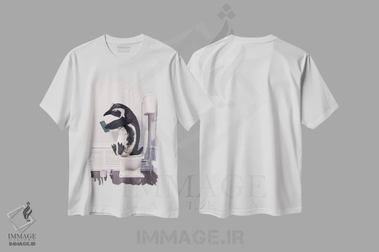 تیشرت سفید طرح دار پنگوئن در توالت در حال خواندن کتاب، هنر دیجیتال اثر جوفری فیلیپ | immage.ir