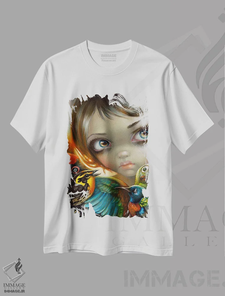 تیشرت سفید طرح دار آواز پرندگان، دکوراسیون جایگزین اثر جزمین بکِت-گریفیت | فروشگاه ایماژ
