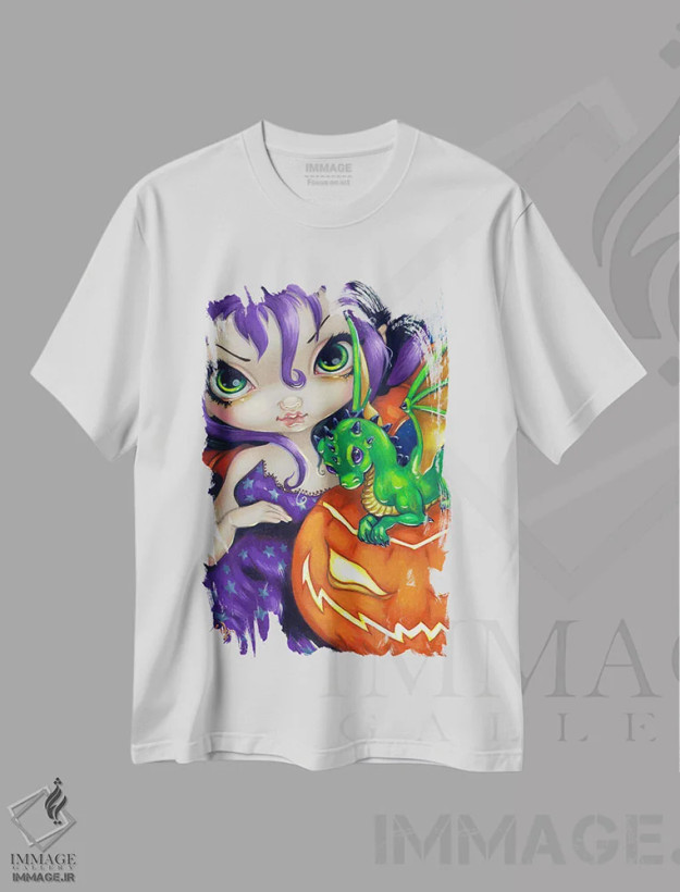 تیشرت سفید طرح دار اژدهای کوچک عزیز، دکوراسیون جایگزین اثر جزمین بکِت-گریفیت | فروشگاه ایماژ