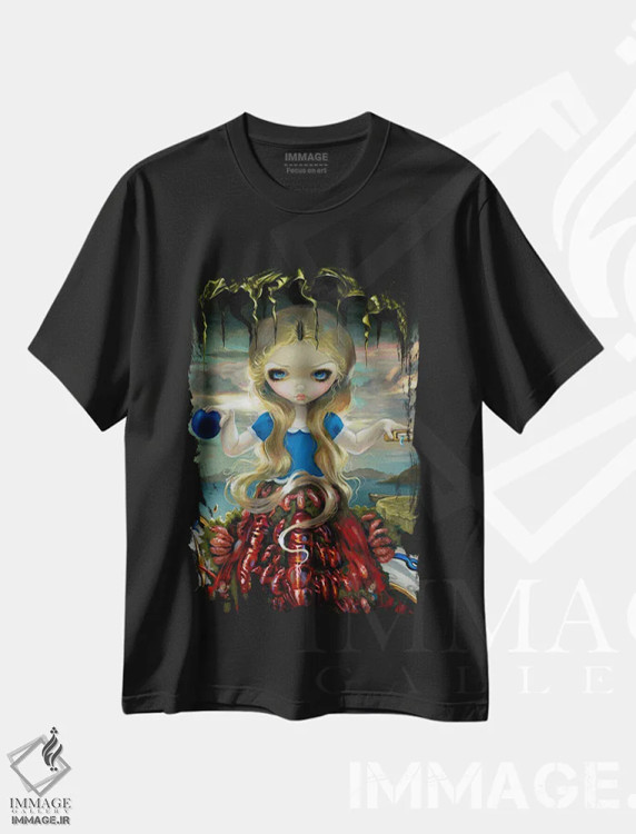 تیشرت مشکی طرح دار آلیس با لباس دالی، دکوراسیون جایگزین اثر جزمین بکِت-گریفیت | فروشگاه ایماژ