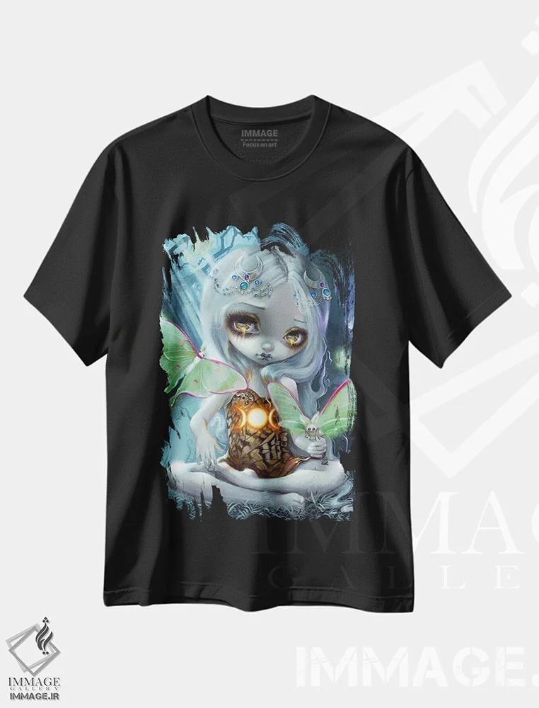 تیشرت مشکی طرح دار بیدهای لونا، دکوراسیون جایگزین اثر جزمین بکِت-گریفیت | immage.ir