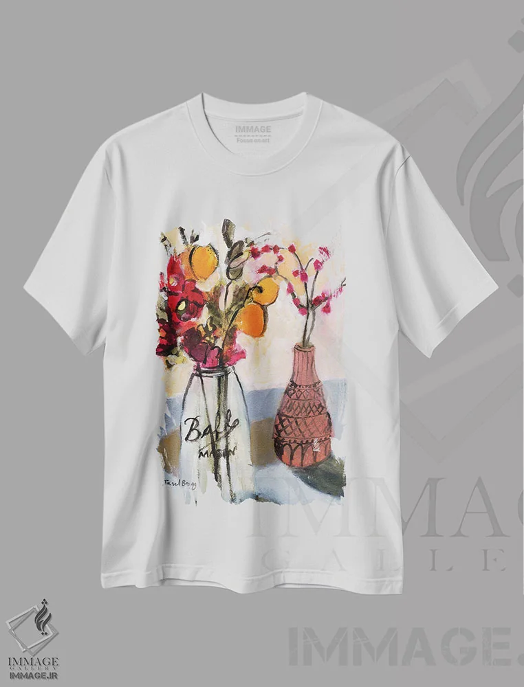 تیشرت سفید طرح دار طبیعت بی جان با ظرف شیشه ای میسون و گل ها، آبستره اثر جِنل براگ | فروشگاه ایماژ