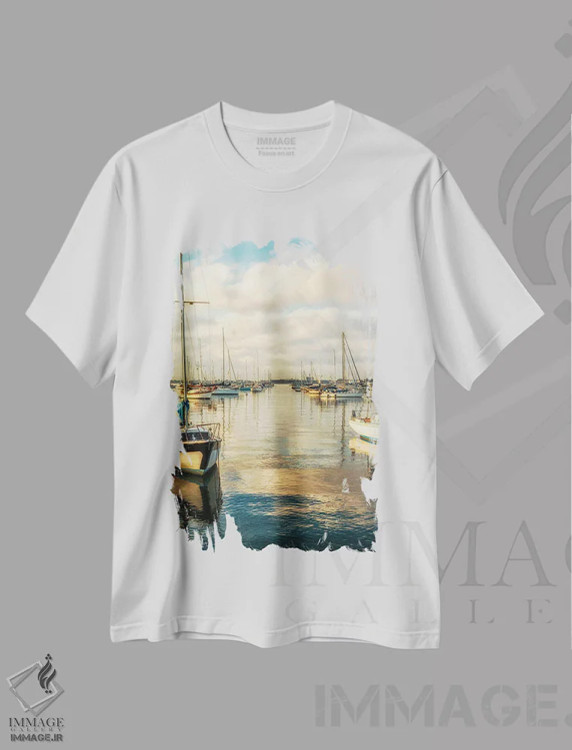 تیشرت سفید طرح دار San Diego Harbor,صبح با رنگ مسی، بندر سن دیگو، مدیوم اثر جوزف اس. جیاکالونه | immage.ir
