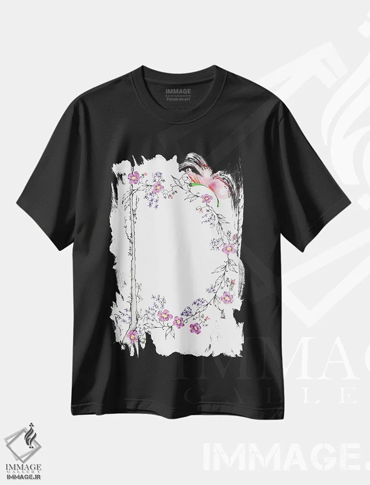 تیشرت مشکی طرح دار حرف D، مدیوم اثر جوانا هابر | immage.ir