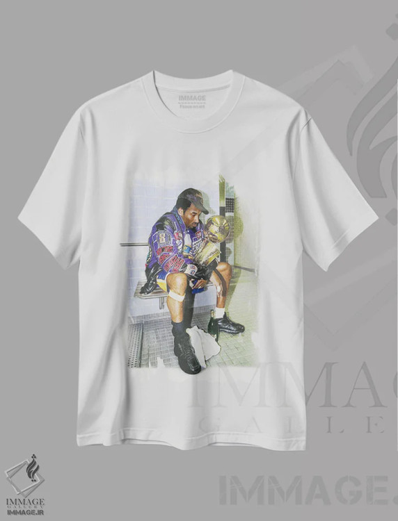 تیشرت سفید طرح دار ۰۱ و تا ابد، هنر آمریکایی آفریقایی تبار اثر جوزایا جونز | immage.ir
