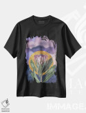 تیشرت مشکی طرح دار طلوع پروتئای بنفش، هنر دیجیتال اثر جولیانا لوومر | immage.ir