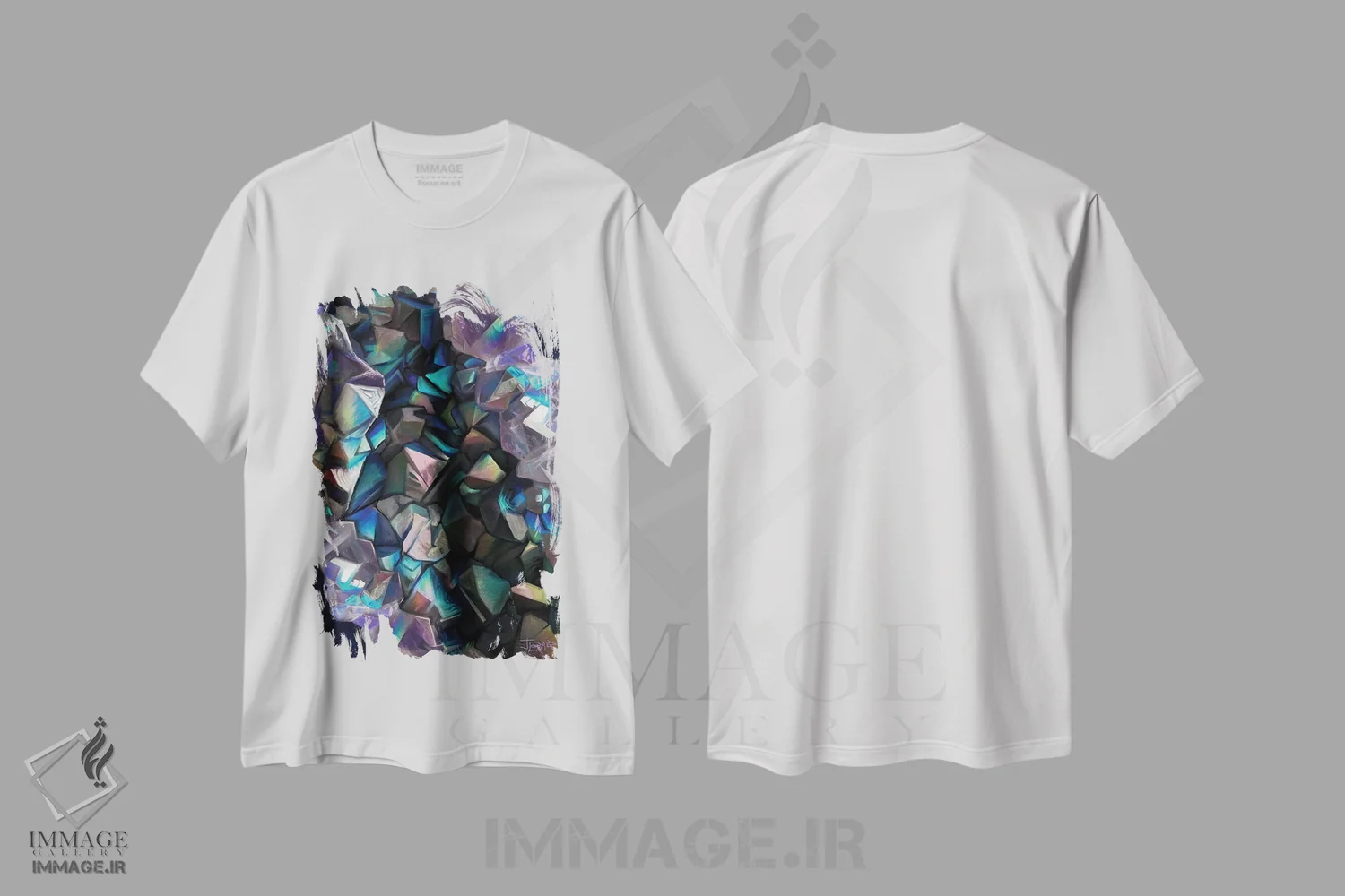 تیشرت سفید طرح دار کریستال تاریک، هنر فاخر معاصر اثر جولیانا لوومر | فروشگاه ایماژ