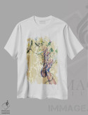 تیشرت سفید طرح دار علف های هرز، مدیوم اثر جکی لیو | immage.ir
