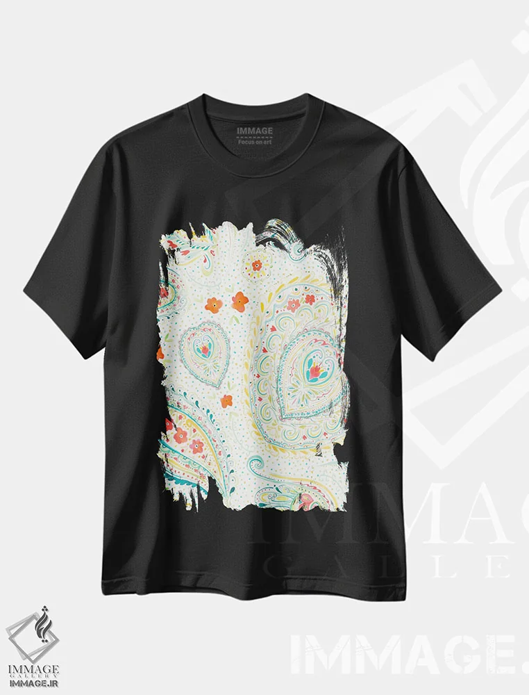 تیشرت مشکی طرح دار نقش بته جقه آبرنگی سبزآبی، هنر فاخر معاصر اثر ژاکلین مالدونادو | immage.ir
