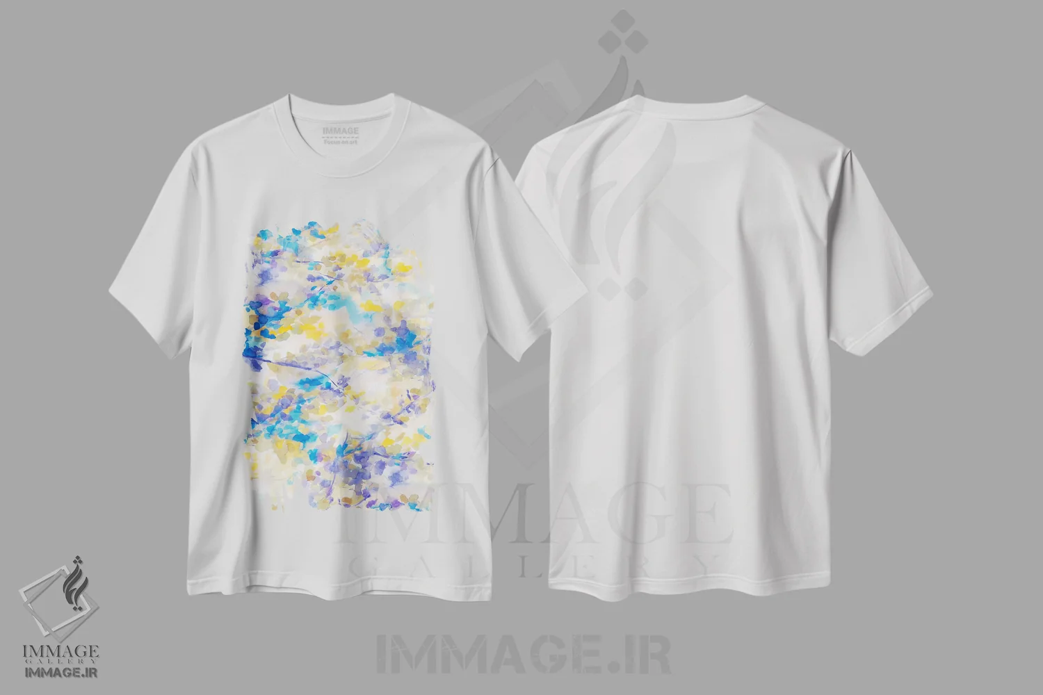 تیشرت سفید طرح دار سایه بان آبی، آبستره اثر ژاکلین مالدونادو | فروشگاه ایماژ