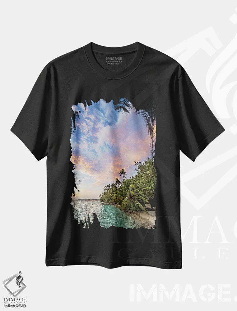 تیشرت مشکی طرح دار طلوع دراماتیک خورشید در ساحل جزیره ای استوایی در مالدیو، مدیوم اثر یان بکه | فروشگاه ایماژ