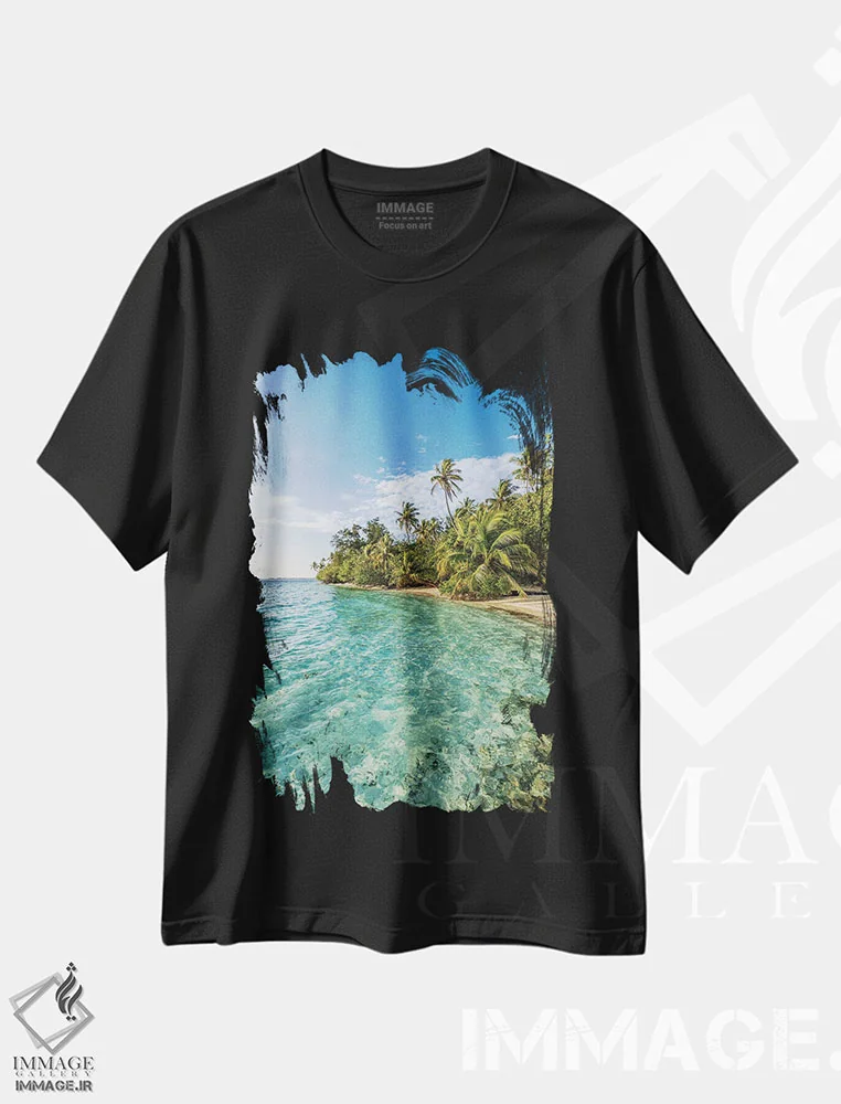 تیشرت مشکی طرح دار جزیره گرمسیری با درختان نخل در مالدیو، مدیوم اثر یان بکه | immage.ir