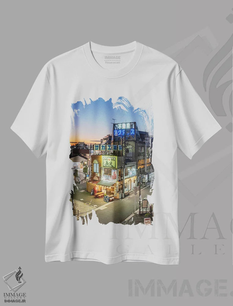 تیشرت سفید طرح دار Japan,رستوران ژاپنی در توکیو، ژاپن، مدیوم اثر یان بکه | فروشگاه ایماژ