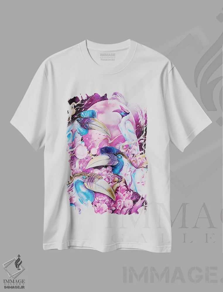تیشرت سفید طرح دار ماه نو، تزئینی اثر جونگکی | immage.ir