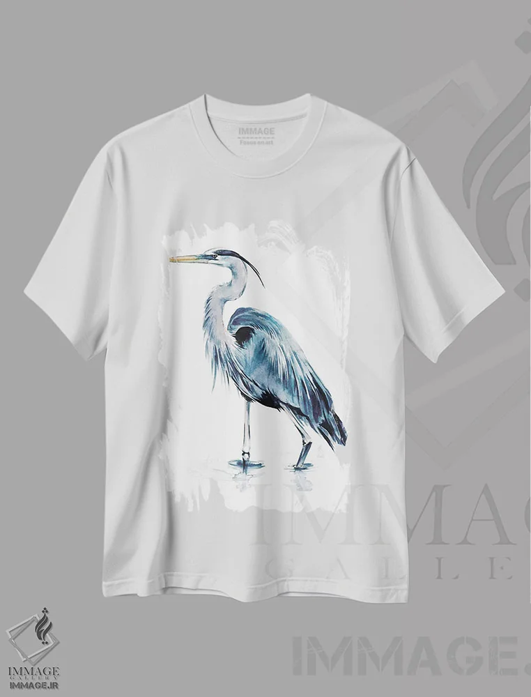 تیشرت سفید طرح دار هرون آبی ۲، دکور ساحلی اثر جنیفر پکستون پارکر | فروشگاه ایماژ