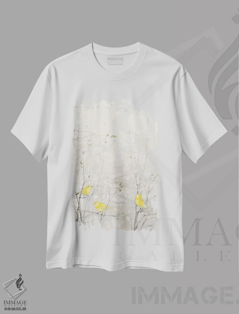 تیشرت سفید طرح دار پرندگان روی درخت ۱، دکور معاصر اثر جولیا پورینتون | immage.ir