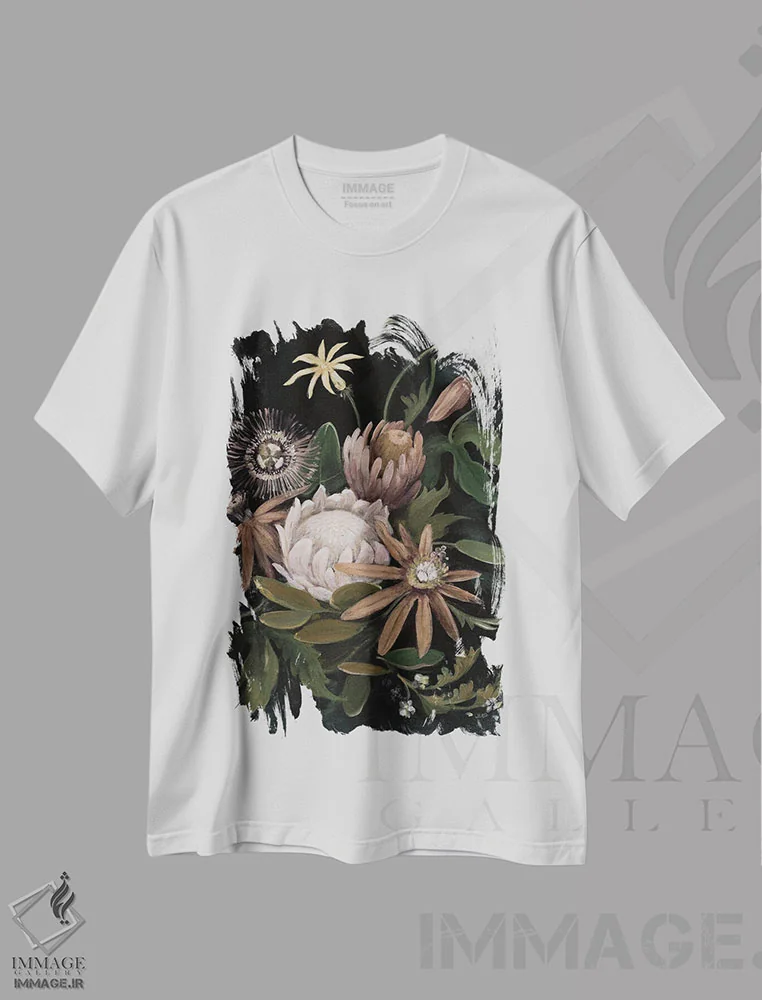 تیشرت سفید طرح دار نمایشگاه گل ۲، دکور بوهمی اثر جولیا پورینتون | immage.ir