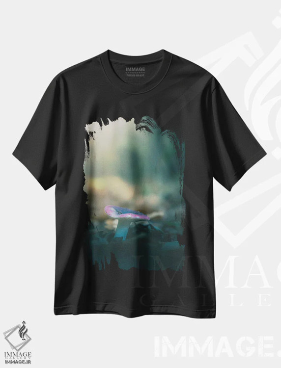 تیشرت مشکی طرح دار قارچ کوچک روسولا، عکاسی ماکرو اثر جفرسون کاستلاری | فروشگاه ایماژ