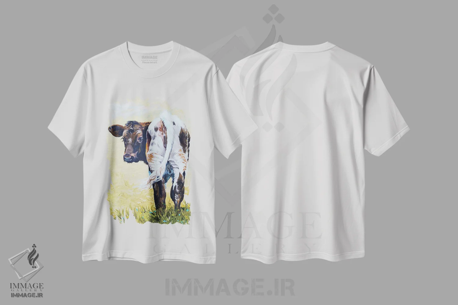 تیشرت سفید طرح دار گوساله بر روی زمینه طلایی، دکور معاصر اثر جنیفر رداستریک | فروشگاه ایماژ