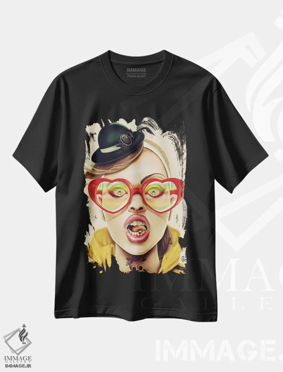 تیشرت مشکی طرح دار واو، دکوراسیون جایگزین اثر جولیو روسی | immage.ir