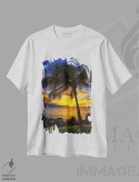 تیشرت سفید طرح دار غروب خورشید بر مائوئی، مدیوم اثر عکاسی جاناتان راس | فروشگاه ایماژ