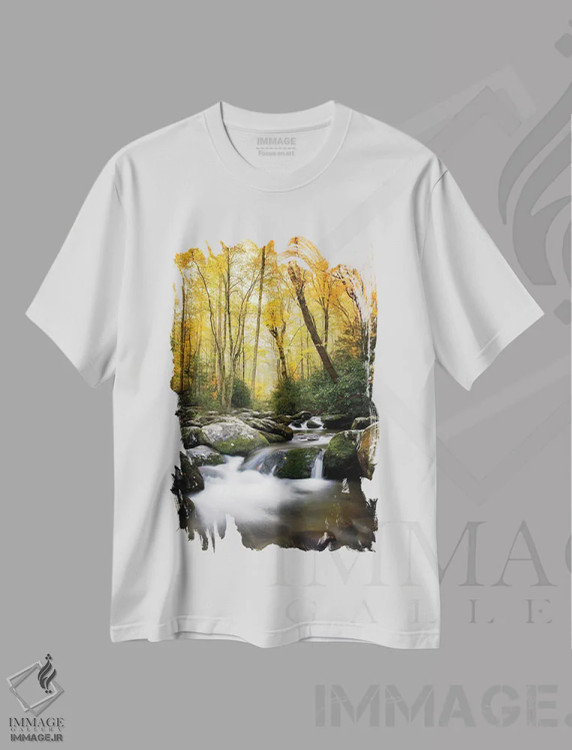 تیشرت سفید طرح دار نهر درخشان هنگام غروب، مدیوم اثر عکاسی جاناتان راس | immage.ir