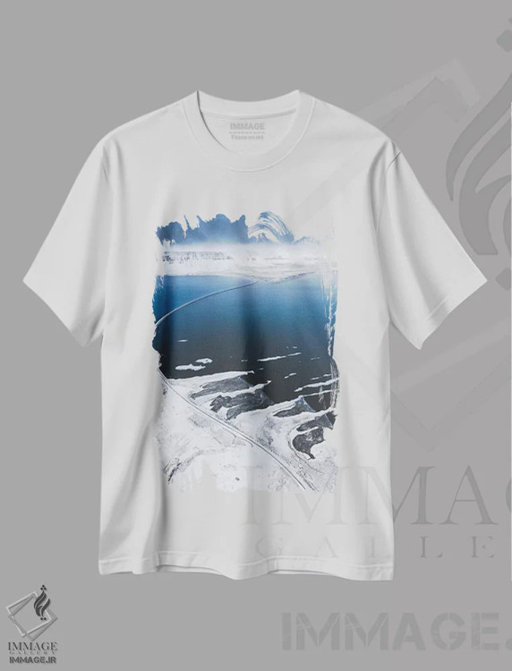 تیشرت سفید طرح دار جاده به شمال، دکور تعطیلات اثر جو شاتر | immage.ir