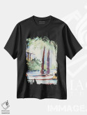 تیشرت مشکی طرح دار پهلو گرفته کنار نخل ها، دکور معاصر اثر جین اسلیوکا | فروشگاه ایماژ
