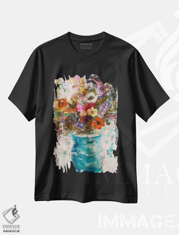 تیشرت مشکی طرح دار مطالعه گلدان، دکور معاصر اثر جولیان اسپنسر | immage.ir